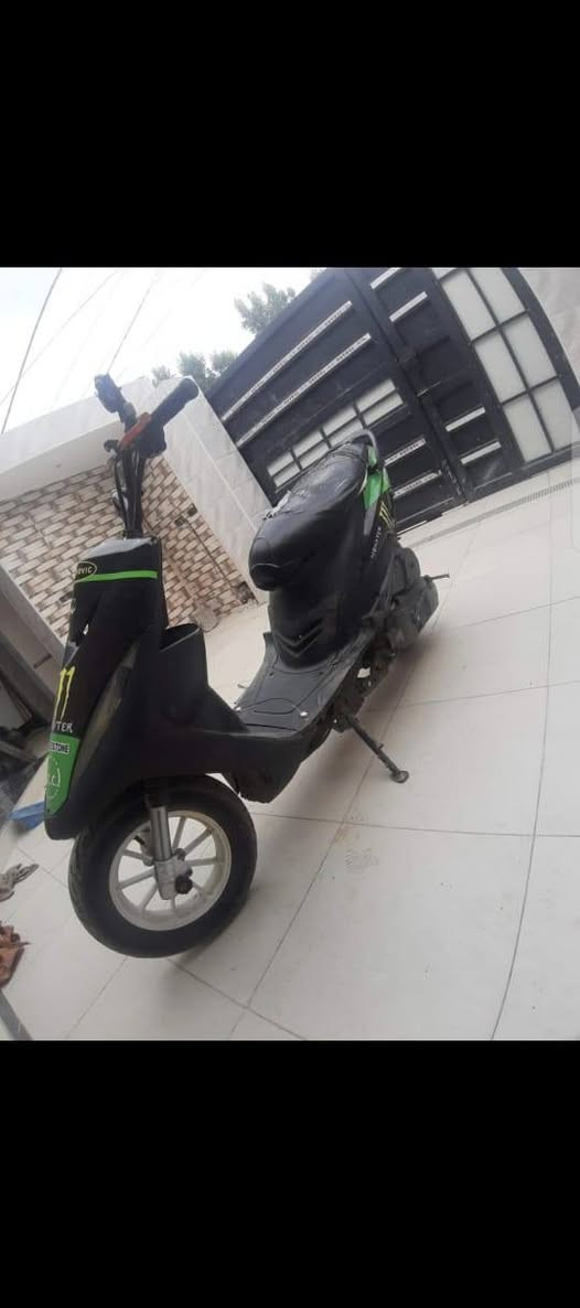 سلام عليكم ماكس عدله للبيع دراجه نضيفه كلشي ماعوزه مكان كوت شارع النفط رقم الهاتف ***********
