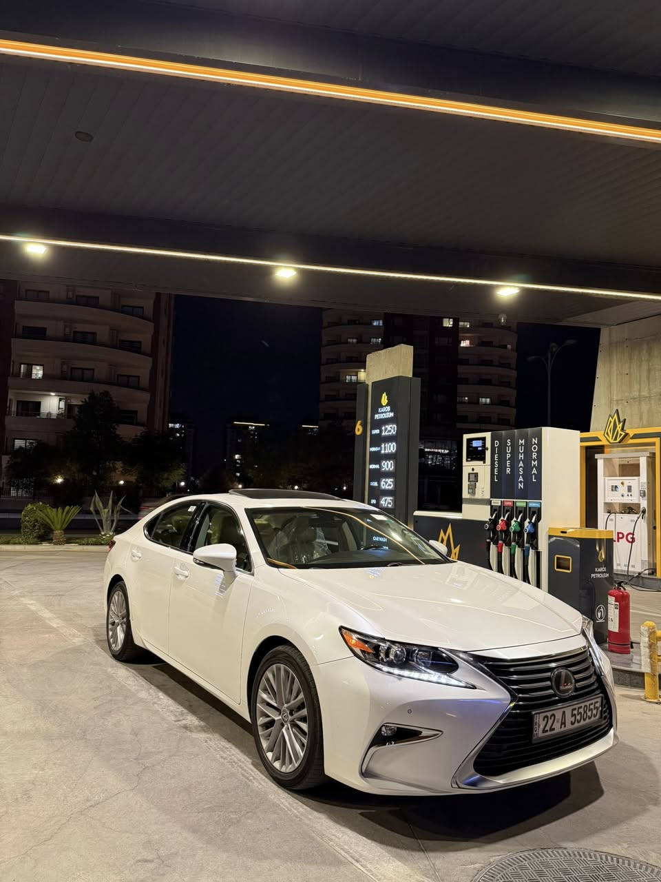 بسم الله الرحمن الرحيم ليكزز es350 كلين  مؤديل٢٠١٧ سياره مكفول كفاله عامه  فول موا سفات سنه و ي رقم جديد بسمي تريد تحويل  تريد وكاله حا ضر  داخل بيجي ما بي اي نقص مكان سياره سليمانية  محرك گير ما مفتوح بشرت رقم 📞 ***********
