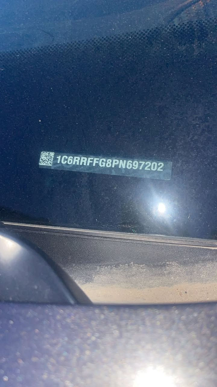 السلام عليكم رام للبيع
🚘للبيع – رام بك هورن (Big Horn) وارد امريكي 🇺🇸

🔹 النوع: رام بك أب
🔹 الفئة: Big Horn
🔹 الموديل: 2023
🔹 المحرك: 6 سلندر
🔹 الممشى: 38,000 الف كيلو 
🔹 رقم السيارة أربيل (شمالي)
 🔹 السيارة باسم الشخص وتحويل مباشر
📄 معلومات إضافية:
✔️ صور الحادث موجودة في النشرة مع رقم الشاصي
📍 الموقع: البصرة
📞 للتواصل:
***********
