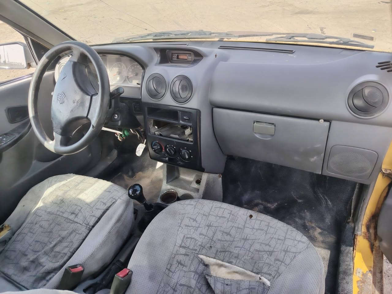 السلام عليكم
للبيع سايبا موديل 11 رقم احمر ميسان سنويه كارتونيه راعيها ما اندل مكانه اتكفل سرقه وعشائر بيها خياسات ملگطه بس ما مصبوغه مكينه وكير وحداده حلوه 
السعر مليون ونص بيها مجال
***********
