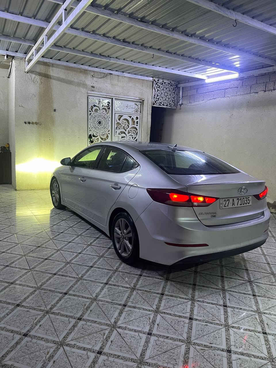 سلام عليكم للبيع النترا موديل 2017وارد امريكي مبدل بس بنيد وصبغ باب سائق كلش قليل بدون دواخل بدون أيرباك والباقي كفاله من الضربه والتبديل والصبغ والفتح كفاله من الشخط والبارد محرك 2000دوش محرك كير تبريد حداديه كفاله رقم ذي قار جديد سنويه مجدده 2030 صاحبه يمي تحويل بلبصره شاشه كامره خلفيه تحكم ستيرن نضام سبورت نضام أيكو مثبت سرعه تخم تاير جديد سياره جديده جاهزه شرط الفحص سعر 115 مجال كلش قليل ***********/عنوان بصره دور الشرطة
