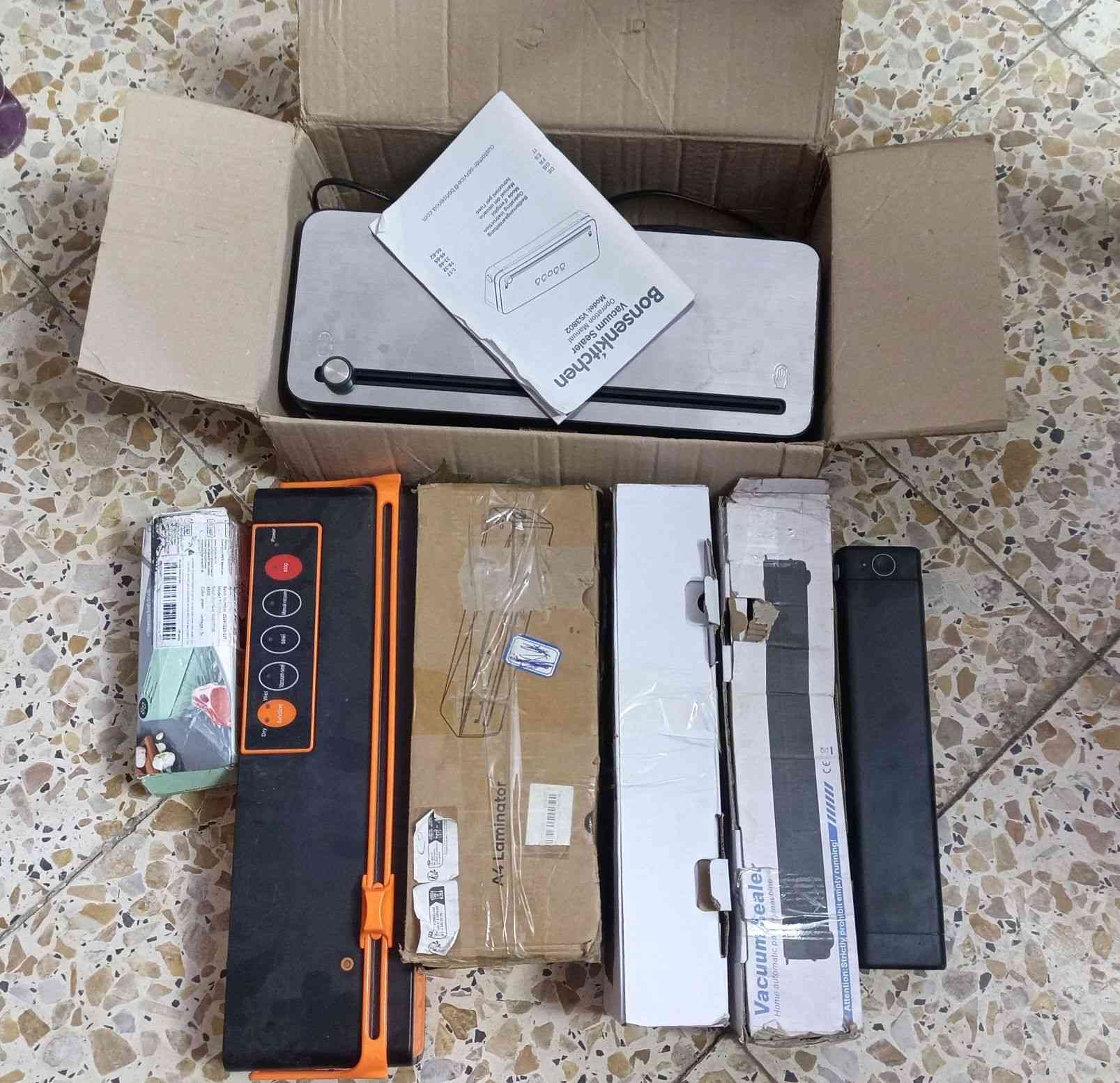 السلام عليكم 
شلعة مال كابسات حرارية تغليف الطعام 
7 قطع سعر 30 مع توصيل


**إذا كنت صاحب هذا الإعلان وتريد حذفه لأي سبب، رجاءا أرسل رسالة إلى الدعم الفني**