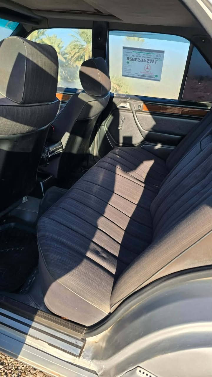 مرسدس دب موديل 88
مكينه بطه 2ونص كفاله مكينه وكير 
كهرباء كلهه شغاله دشبول اناره داخل 
منضومت زنون ابيض ثلجي
ساستم صوت مضخم صوت
شاشاه  تاب غرفه جديده 
جام امامي كهرباء وره جوبي تخم تاير جديد سياره جاهزاء من كلشي 
نقص بس تبريد سعر 53
بيها مجال.  العنوان المقداديه شهربان


**إذا كنت صاحب هذا الإعلان وتريد حذفه لأي سبب، رجاءا أرسل رسالة إلى الدعم الفني**