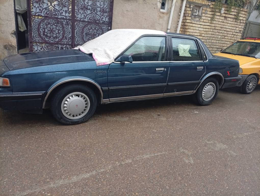 السلام عليكم عندي اولدز موبيل مديل 90سياره كفاله عامه من الضربه والصبغ والمعجون والتبدل كير مكينه كفاله تخم تاير جديد صدر امامي خلفي جديد كهربائيات كلهه شغاله لايت زنون ثلجي شرط دوشمه عامه سياره كلش حلوه وكاعد شرط اترايك وين ما يعجبك وناعمه السعر 45وبيهه مجال للشراي تحويل ثاني يوم مصفره سنويه جديده ارقام نكليزي المكان بغداد الشعله خطيب الزراعي رقم الهاتف *********** بغداد, العراق
