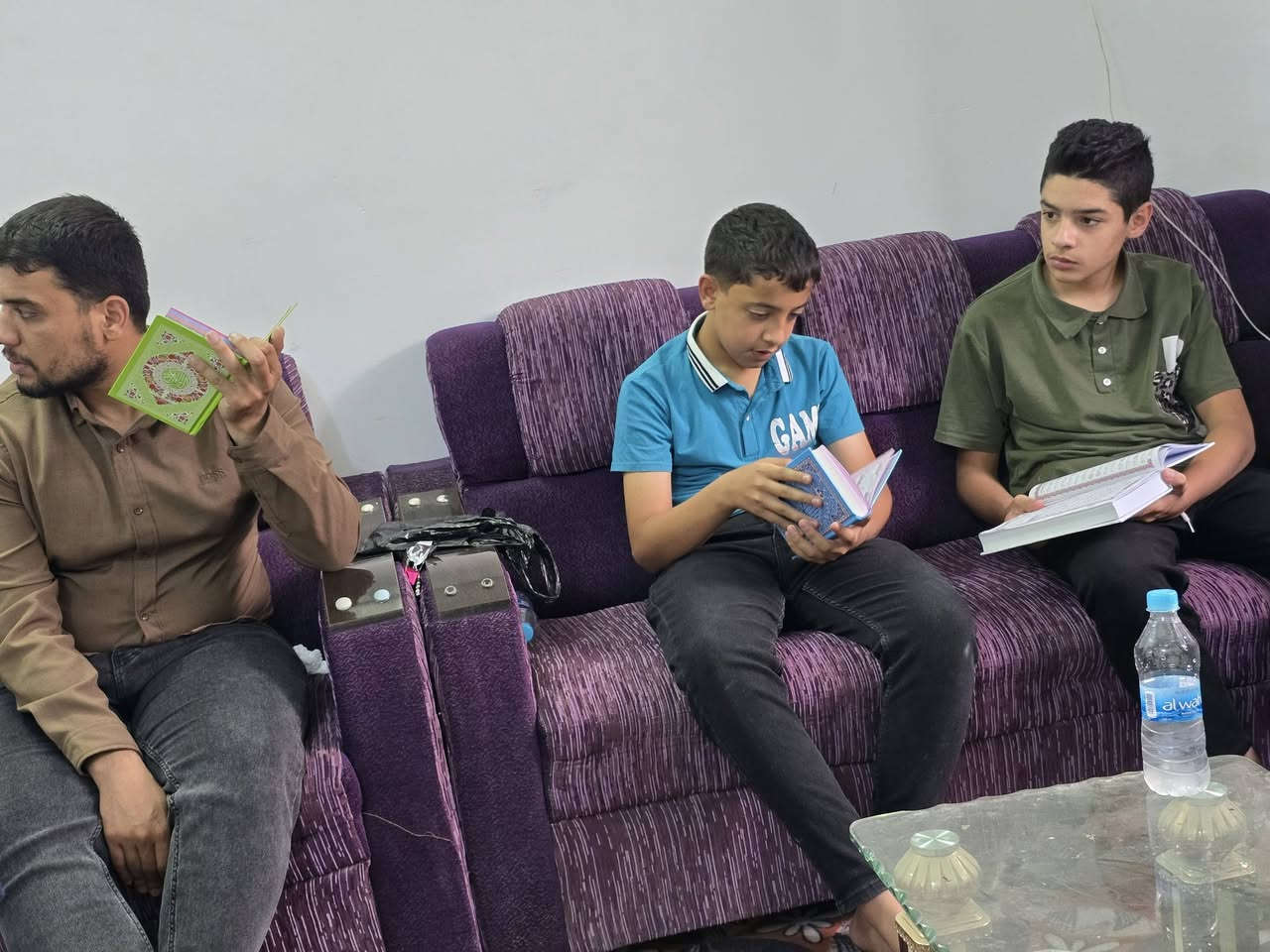 وَ نُنَزِّلُ مِنَ الْقُرْآنِ ما هُوَ شِفاءٌ وَ رَحْمَةٌ لِلْمُؤْمِنِينَ وَ لا يَزِيدُ الظَّالِمِينَ إِلاَّ خَساراً


**إذا كنت صاحب هذا الإعلان وتريد حذفه لأي سبب، رجاءا أرسل رسالة إلى الدعم الفني**