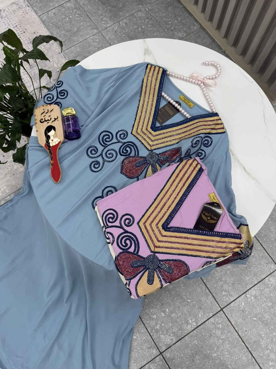 قطع اخيرة 🌺


**إذا كنت صاحب هذا الإعلان وتريد حذفه لأي سبب، رجاءا أرسل رسالة إلى الدعم الفني**