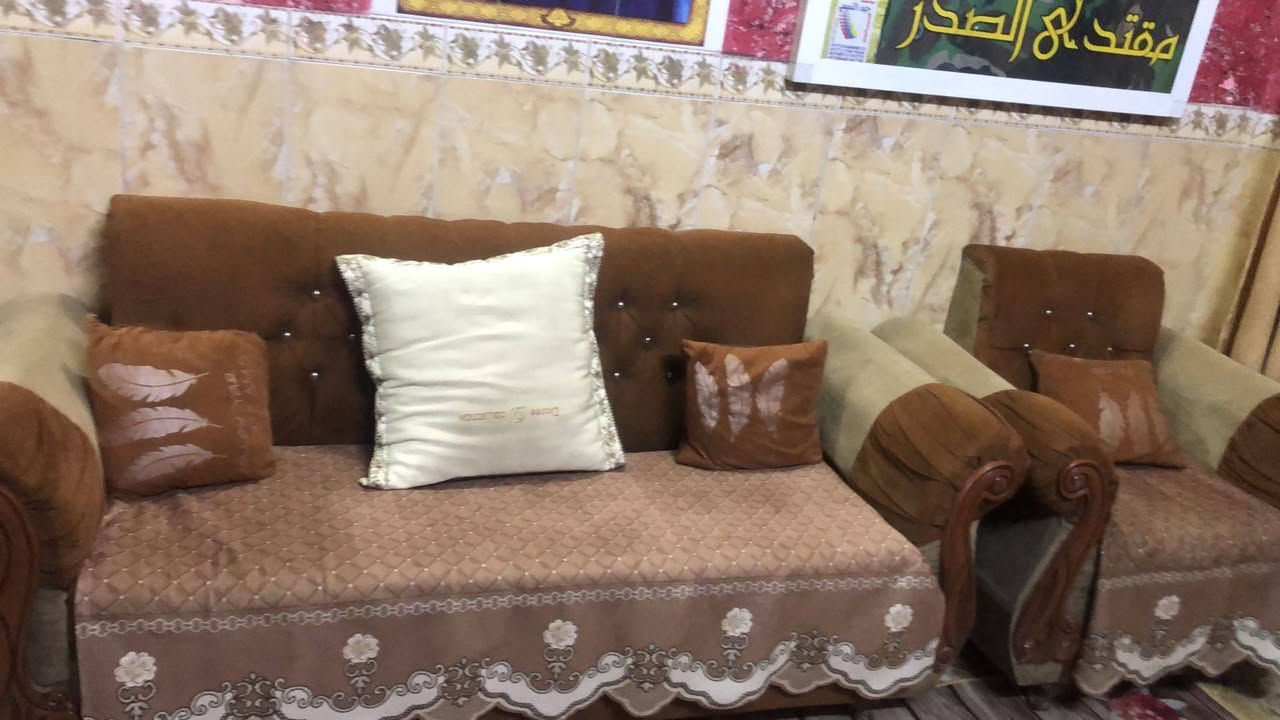 السلام عليكم عدي هاذ تخم للبيع
٥ قطع نضيف بي بس قعه وحده شوي تعبانه 
العنوان الخطيب الزراعي بغداد 
السعر ٢٠٠ وبي مجال بصيط 
الاتصال ***********
