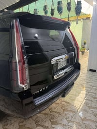 سلام وعليكم تاهو  موديل 16 وارد امريكي حاطه جملغ خلفي ولي ناشره كدامكم...