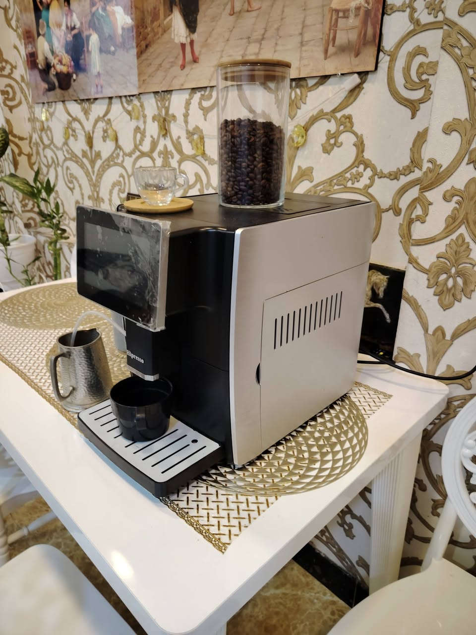 مكينة قهوة اوتوماتيك سعر 350 الف بيها مجال ***********
