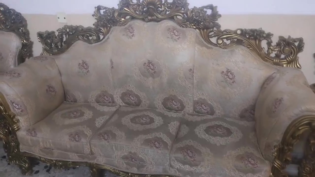 تاقمی میسڕی ١٠ نەفەری
کامل بۆ فرۆشتن 
٨٠٠ هەزار و معامەلە لەسلێمانیم
***********
