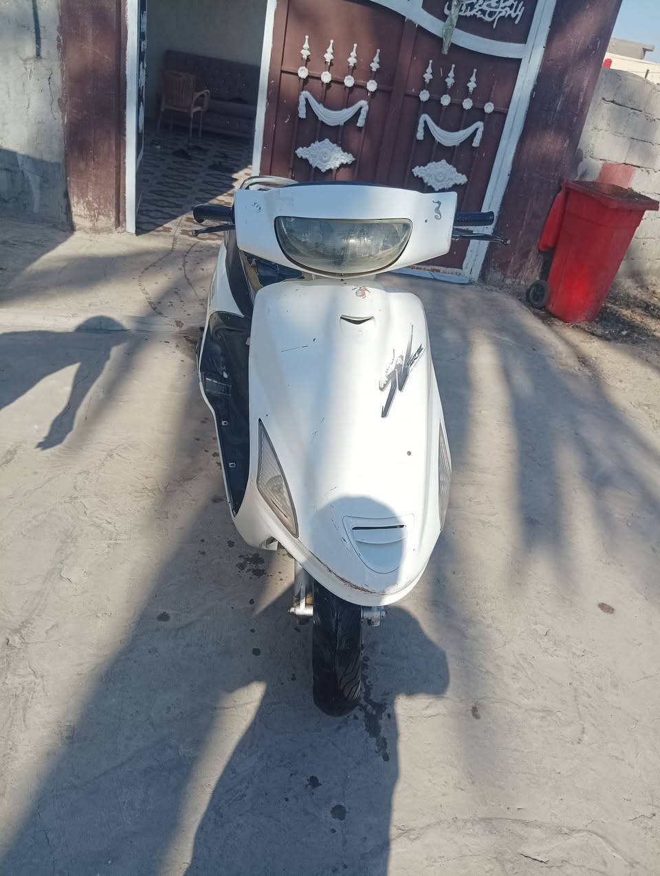 سلام عليكم  فراشة للبيع نضيفه كلشي شغال بيه كهربائيات هندر شغال  فقط رايدلها باتري  سعر 200وبيه مجال مكاني بابل ناحيه النيل


**إذا كنت صاحب هذا الإعلان وتريد حذفه لأي سبب، رجاءا أرسل رسالة إلى الدعم الفني**