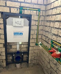 كادر تأسيس مي ومجاري مستعدون لتأسيس البنايات والمدارس والمنازل بالطرق ...