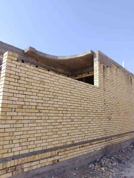 هيكل ١٠٠م خلفي بناء مسلح الفداء مقاطعه ٢٤ خلف شارع ٦٠ مباشر المنطقه متكامله الخدمات بستثناء التبليط السعر ٥٢ مع المجال القليل للاستفسار الاتصال ***********
