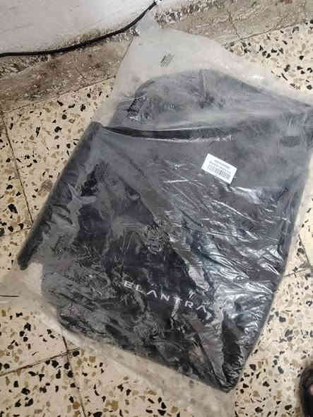 السلام عليكم ارضيات النترا 25 -24 بعدها بالايلون اصليات ابلادي ام الطباكة السعر 75 
***********
