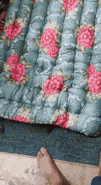 جودليه ديباج جمله -مفرد وزن  اثنين  كيلو
الواحده  7500فقط / الزوج 15 الف 
جودليه وزن 3ونصف كيلو ب 12500 زوج 25
لحاف نفرين ديباج  وزن 5 كيلو ب 30 الف
جودليه نفرين وزن سبعه كيلو بسعر 30الف
مخاد 1 كيلو ب 3500   
مكان كفاءات شارع خمسين خلف المدارس الجديدة
توصيل مجاني داخل الكفاءات والمناطق المجاوره.
واتساب ***********
