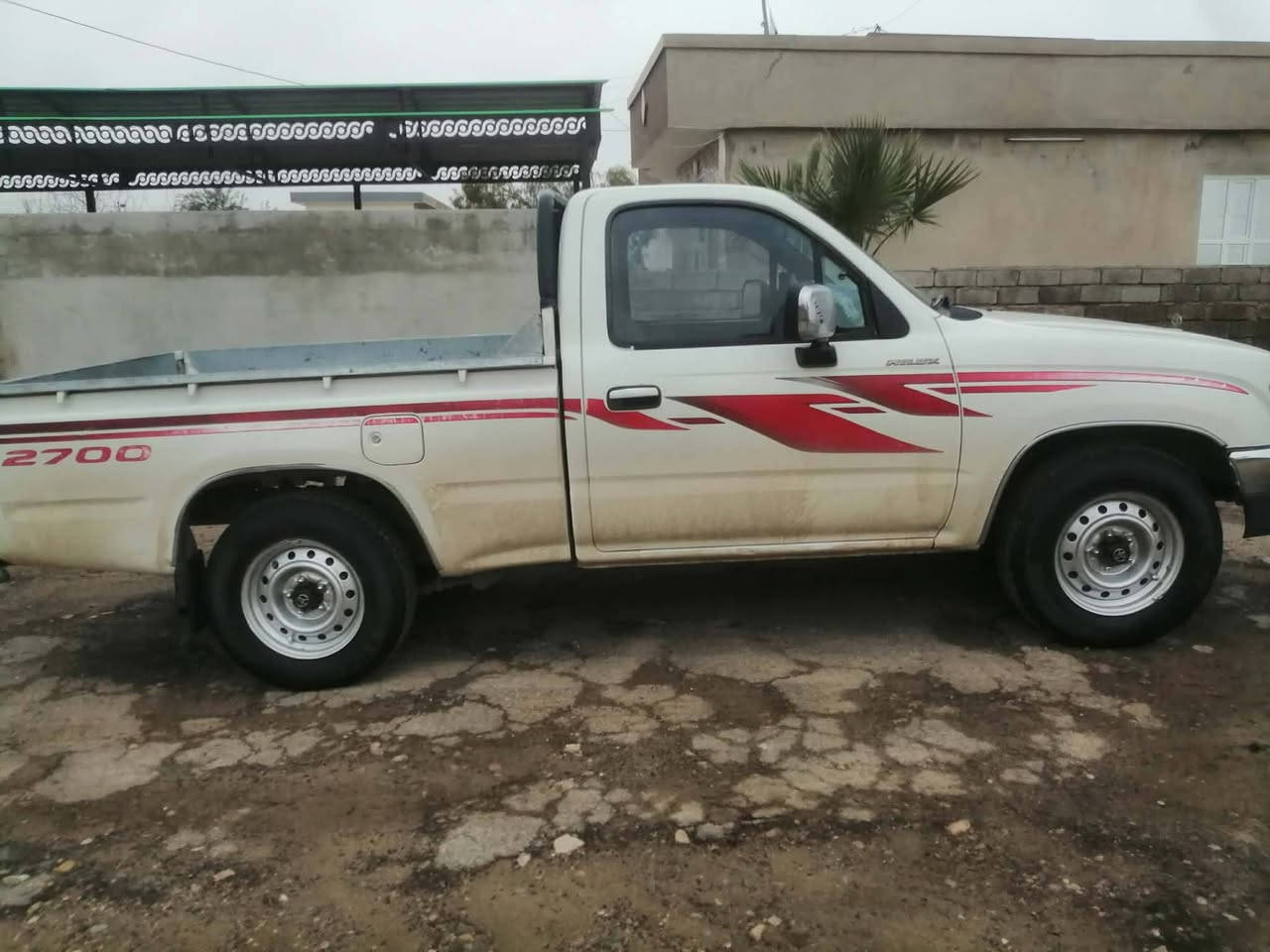 بكم للبيع 2000 رقم نينوى انكليزي محرك شرط  داخلو ازرق شخط مابي  لا معجون ولا صبغ ما بي كاربون الموصل القوسايت. للاستفسار على رقم ***********
