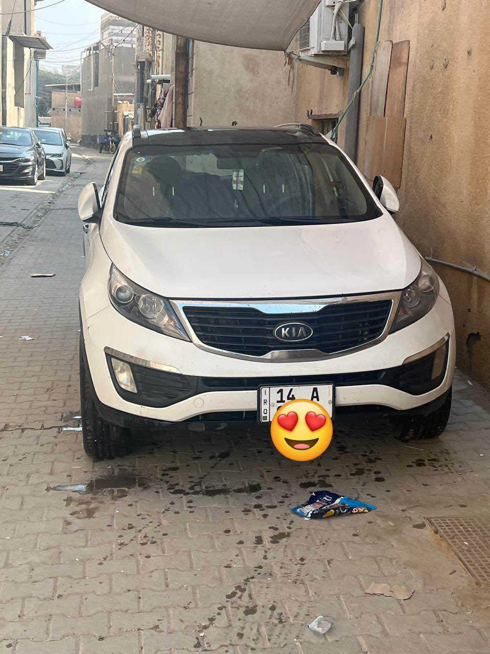 سبورتج 2011 بيهه ربع الباب الخلف العبري صبخ وربع المدكر  الخلفي بنفس الجهه ومحرك مبدل كازكيت شغل مضبوط بنورما اشاير بالمرايا والمرايات شفط منظومة تبريد جديده السعر 125 وبيهه مجال وهاذ الرقم *********** Singapore
