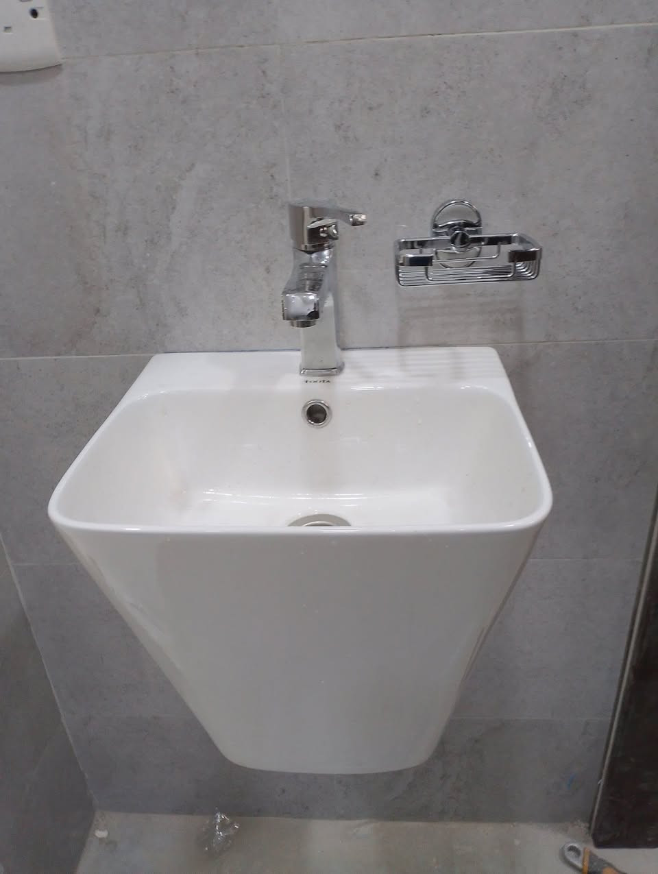 مؤسس ماء مجاري ربط تانكيات سخانات صيانة يوجد كور تثقيب الصبة وعمل السحبات 
***********
