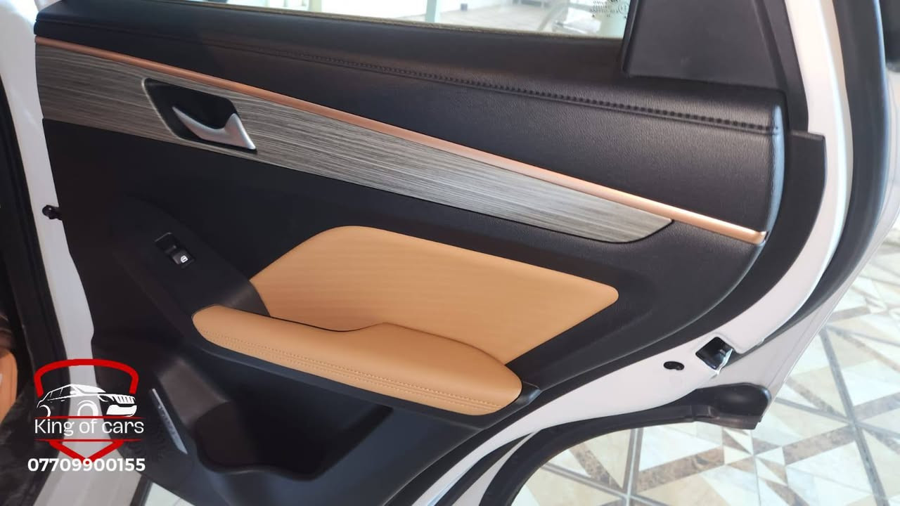 وكالة شركة نهج العراق
مكفولة كفالة عامة 
رقم بغداد بأسم مره تحويل ثاني يوم
ماشية فقط ( 400  ) يعني زيرو 
ــــــــــــــــــــــــــــــــــــــــ 
 المواصفات:
🚘 خليجي 
🚘 زيرو
🚘 موديل 2025
🚘 حجم محرك 1.5 تيربو
🚘 ناقل الحركة اوتماتيك 7 سرعات
🚘 دفع ثنائي 
🚘 اريل نفكيتر
🚘 بانوراما
🚘 حساسات خلفية
🚘 حساسات امامية
🚘 مفتاح التشغيل بصمة
🚘 دخول ذكي
🚘 شاشة 
🚘 بلوتوث
🚘 تشغيل عن بعد
🚘 شاحن لاسلكي 
🚘 قطعتين تبريد
🚘 مقاعد جلد 
🚘 كراسي كهرباء
🚘 تحكم جهتين ستيرن 
🚘 3 وضعيات قيادة
🚘 عدد 6 AIR BAGI
🚘 4 كاميرات
🚘 نضام صعود المنحدرات HDC
🚘 حساس ضغط وحرارة الاطارات
🚘 اABS 
🚘 سماعات صوت عدد 8
🚘 نقطة عمياء
📌 بغداد 
📞  ***********
