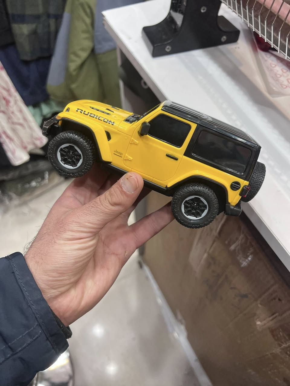 ياالله اخوان متوفر ٤ سياره  جديد  بس واحد بي نقص بطاريه و شاحنه  اني ابيع شلع  ب ٨٠ الف اول تم ٤ قطعه


**إذا كنت صاحب هذا الإعلان وتريد حذفه لأي سبب، رجاءا أرسل رسالة إلى الدعم الفني**