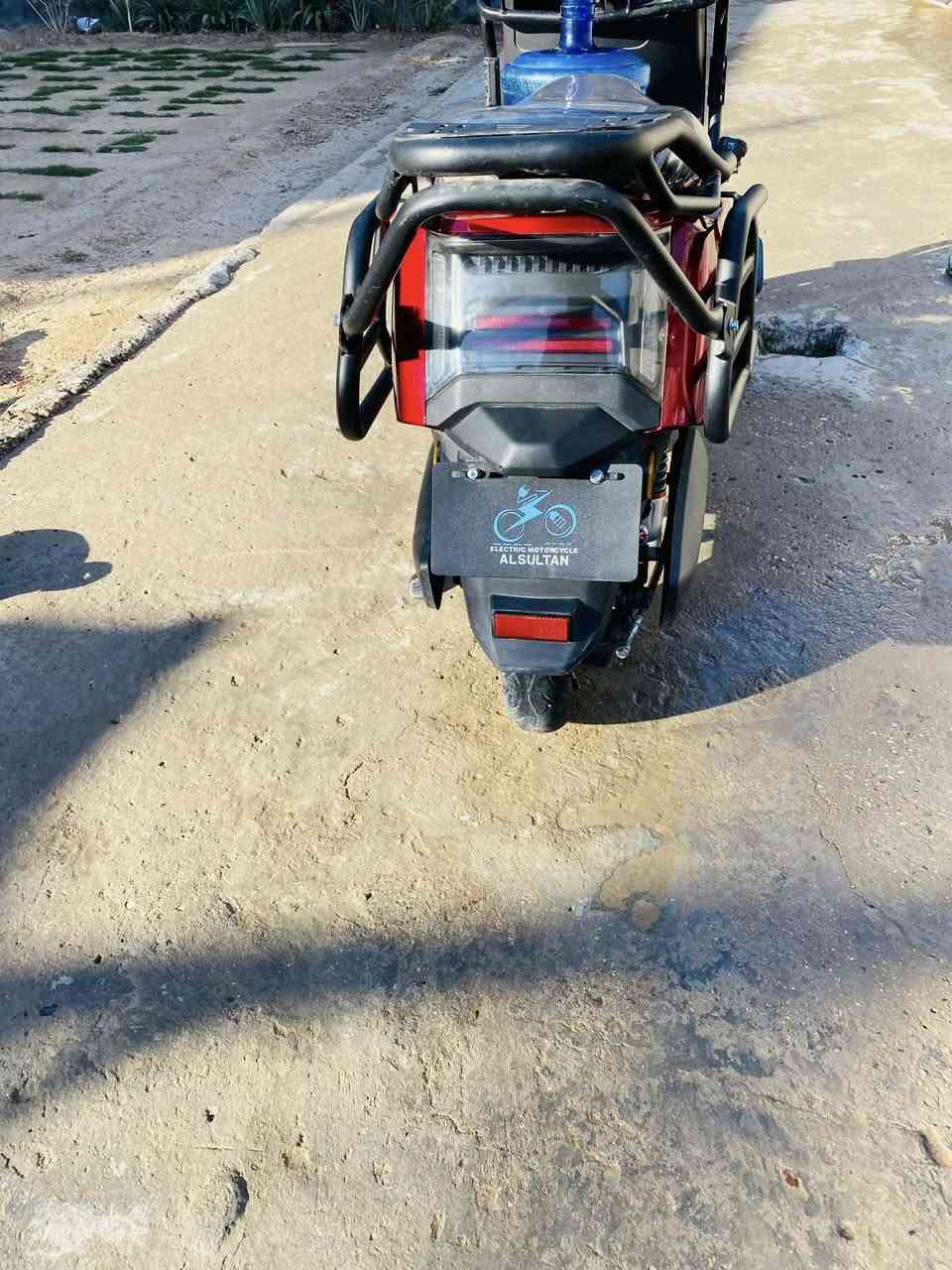 دراجه شحن 6باتري مديل 26بيه صندوك وجامه اماميه ودرع 4سرع دبل اشاره نضام البارك بك مابيه من الشركه
رقم ***********مكان بغداد ابو غريب
