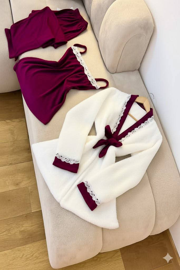 بجااامة نسواني 3قطع مخمل 
وجهين والكمينووو فرو 
السعر....


**إذا كنت صاحب هذا الإعلان وتريد حذفه لأي سبب، رجاءا أرسل رسالة إلى الدعم الفني**