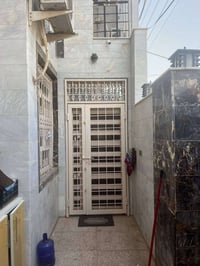 النجف حي السلام • ١٢٠م • ٥غرف