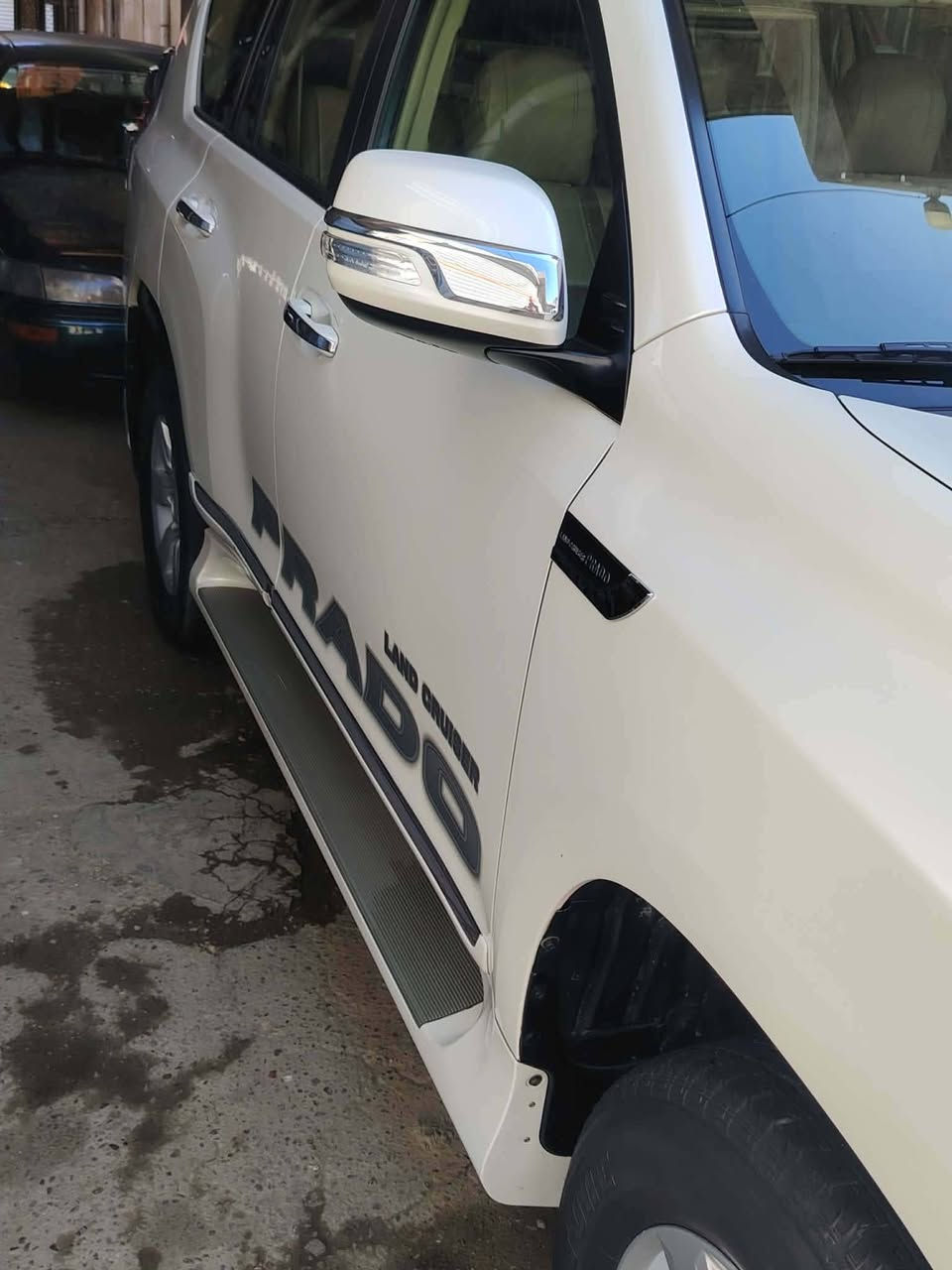 السلام عليكم
برادو 2016 TXL
مكفوله كفاله تامه كير محرك حداديه صدر امامي خلفي بشرط
محرك 6 سلندر 4000
فول مواصفات فتحه بصمه باب بصمه تشغيل كشن كهرباء شاشه كبيره حساسات فول سياره كامله مكمله
ماشيه 100 الف حقيقي
بيها طخه بسيطه جدا باب الصندوق ترجع على البارد
سياره بوضع الشركه سياره بيت حتى طلعات قليل نطلع بيها لمعرفه السعر الاتصال على
***********
***********
مكان السياره بغداد الدولعي
