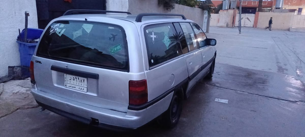 اوبل اوميكا موديل 1989محرك 20بيلا كيرومحرك شرط كهرباي كول شخال سنوي مشروع وطني دفتر بنزين صبوغ جديد سعر 27بي مجال *********** كركوك, العراق
