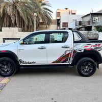 ♦️ تيوتا هايلوكس للبيع  موديل 2024 مكفوله كفاله عامه من ضربه وصبغ وتبد...