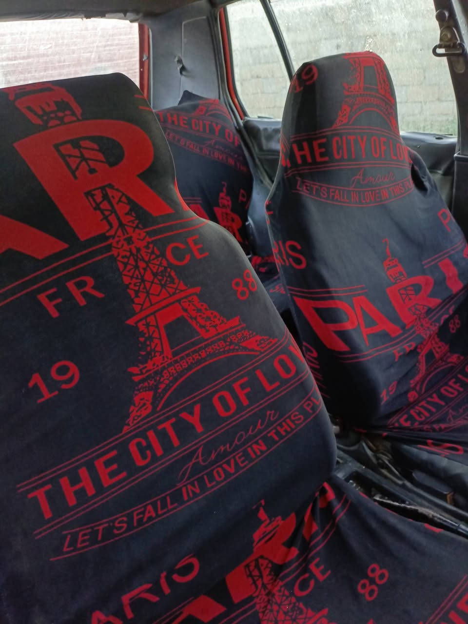 السلام عليكم نيسان صني امسجله بيها سنويه فقط ماندل صاحبها اكفلها فقط محرك كير حيل راقيات  كهربيات كلها شغاله صدر نص عمر  السياره نشاط فول السعر 9 وبيها مجال شعندك امراوس التصال ***********
