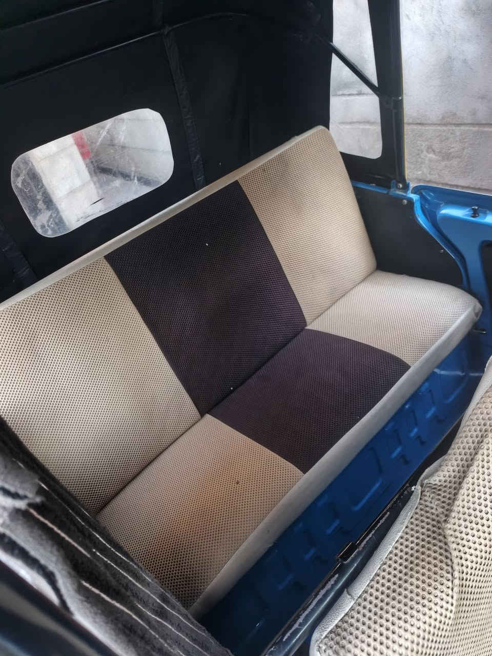 بيع مستعجل مديل 22 داخله ب23 سعره 7و250 بدي مكفول مكينه مجفته تكتك مال جناي لايت زنون كهرباء كله شغاله تايرات جديدة دوشمه جديدة رقم نكليزي حداديه جديدة  مكاني بصره حيانيه رقمي***********
