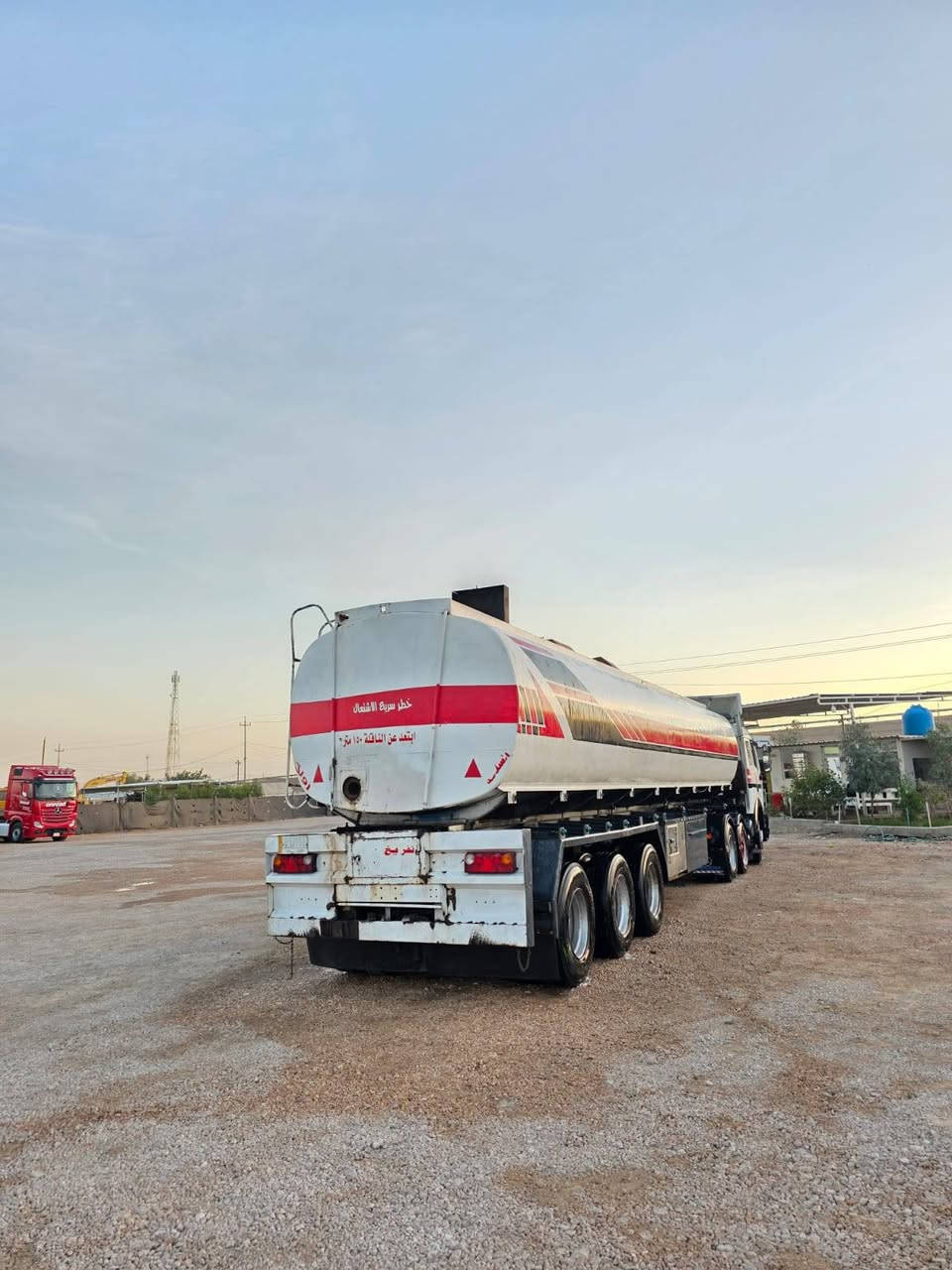 للبيع كرواتي1994 حجم 1838 سنكل امامي شد حموله عاليه 43 بياضات اسود 38 سياره جاهزه كير عادي قليج متواجده في معرض بغداد الحديث العنوان الانبار الرمادي خط سريع الاستفسار ***********
