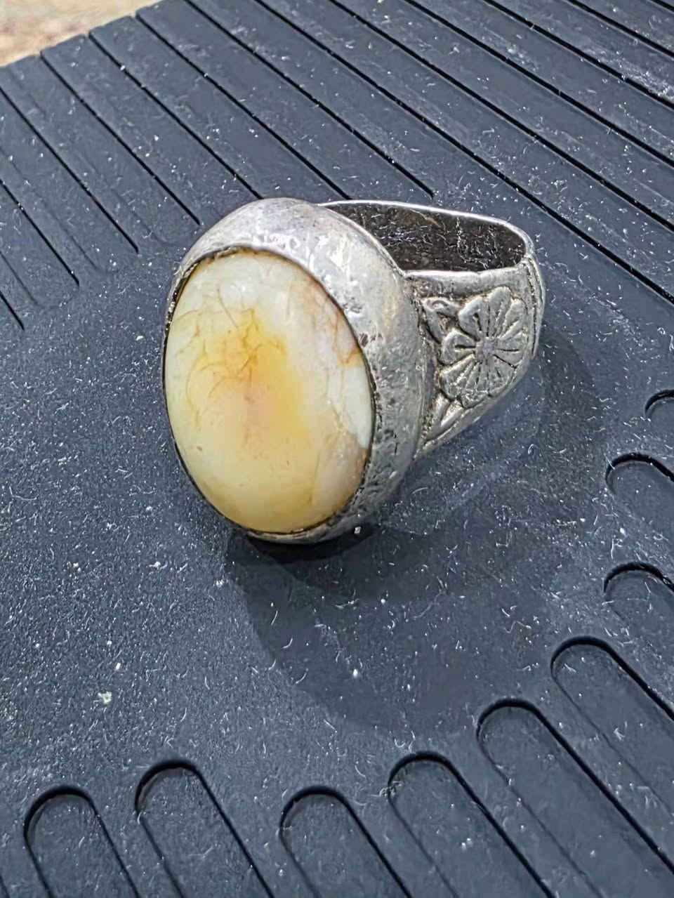 ابيعهن شلعه خمس محابس يوجد توصيل


**إذا كنت صاحب هذا الإعلان وتريد حذفه لأي سبب، رجاءا أرسل رسالة إلى الدعم الفني**