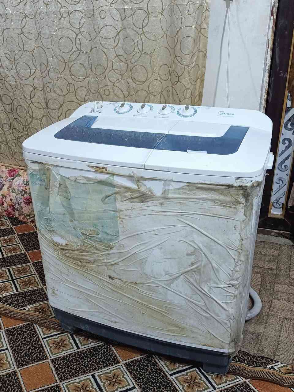 السلام عليكم غسالة ميديا جديده وشغاله ب 125 مكاني حي اور سبع قصور شارع ابو علي موجود توصيل ***********
