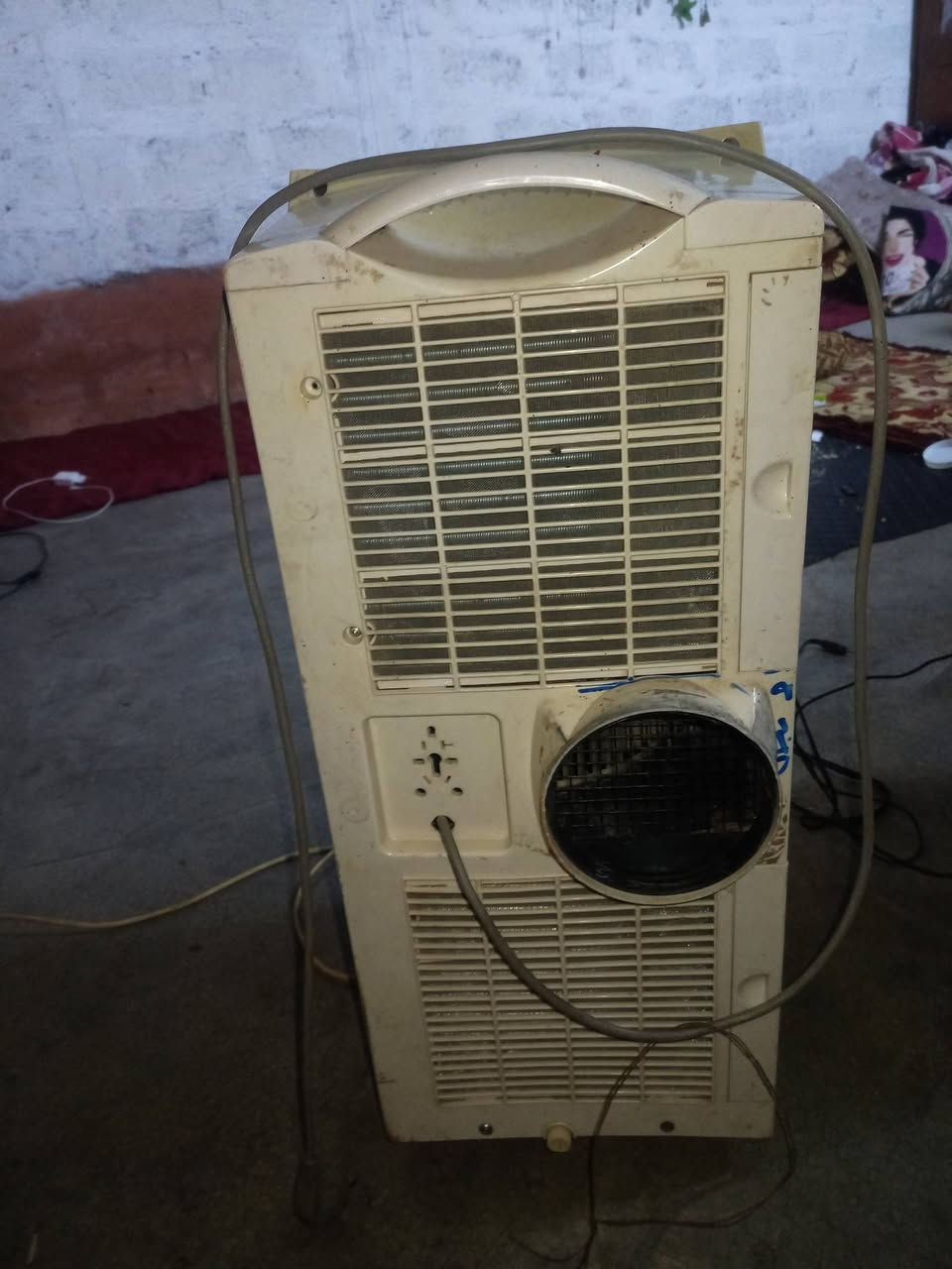 سبلات داخلي هوه ثلج سعرها ٥٠ مبرده واحد ونص شقال شرط شاشه حجم ٢٦ ويه ستلايت سعرها ٥٠ كركوك واحد حزيران


**إذا كنت صاحب هذا الإعلان وتريد حذفه لأي سبب، رجاءا أرسل رسالة إلى الدعم الفني**