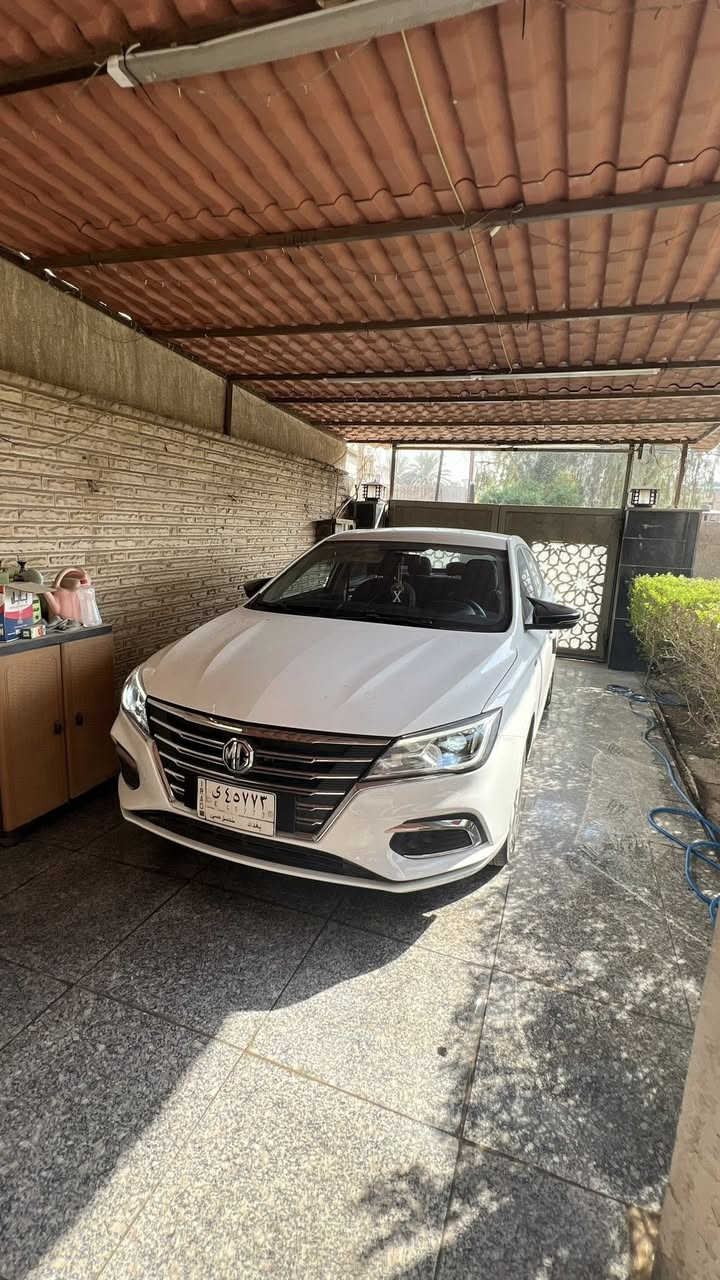 MG5 2024 comfort ( نص فول )
رقم بغداد ماشية 21000 كيلو، مواصفات النص فول : 
بصمة تشغيل
لد نهاري
بك لايت لد
كاميرا خلفية
حساسات خلفية
كار بلي
الاضافات الي على السيارة :
عازل حراري شفاف لجميع الزجاج
عالي ناصي لد عدسة
كل شي بالسيارة موضح بالصور بارد باماكن بسيطة بدون قطرة صبغ
السيارة جاهزة ومابيها مصرف ربع دينار
السعر 106 ورقة وبي مجال بسيط
العنوان بغداد الصليخ ***********
