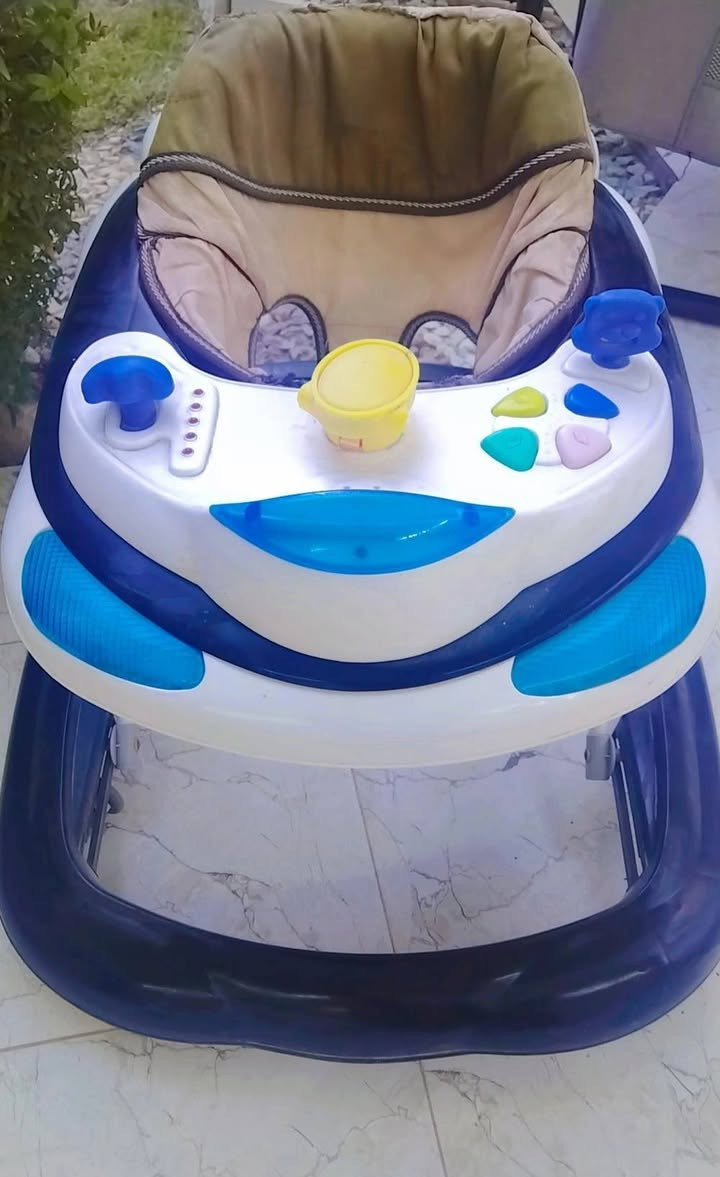 حجله عدد ٢ الوحده ب٨


**إذا كنت صاحب هذا الإعلان وتريد حذفه لأي سبب، رجاءا أرسل رسالة إلى الدعم الفني**