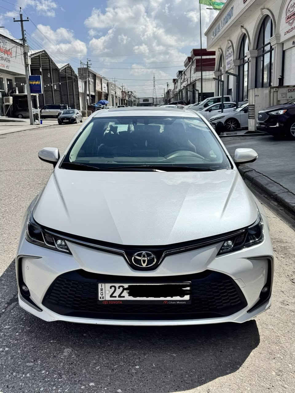 السلام عليكم 
كورلا خليجي شركة جيهان ام الضمان 
موديل 2024 
ماشية 47 ألف 
بيها بارد مكانين 
الباقي مكفول
مؤاصفات 
شاحن
شاشة
فتحة
محرك 1.8
تبريد قطعتين
السعر 179 ورقه وبيها مجال قليل 
مكان السيارة أربيل 
***********
