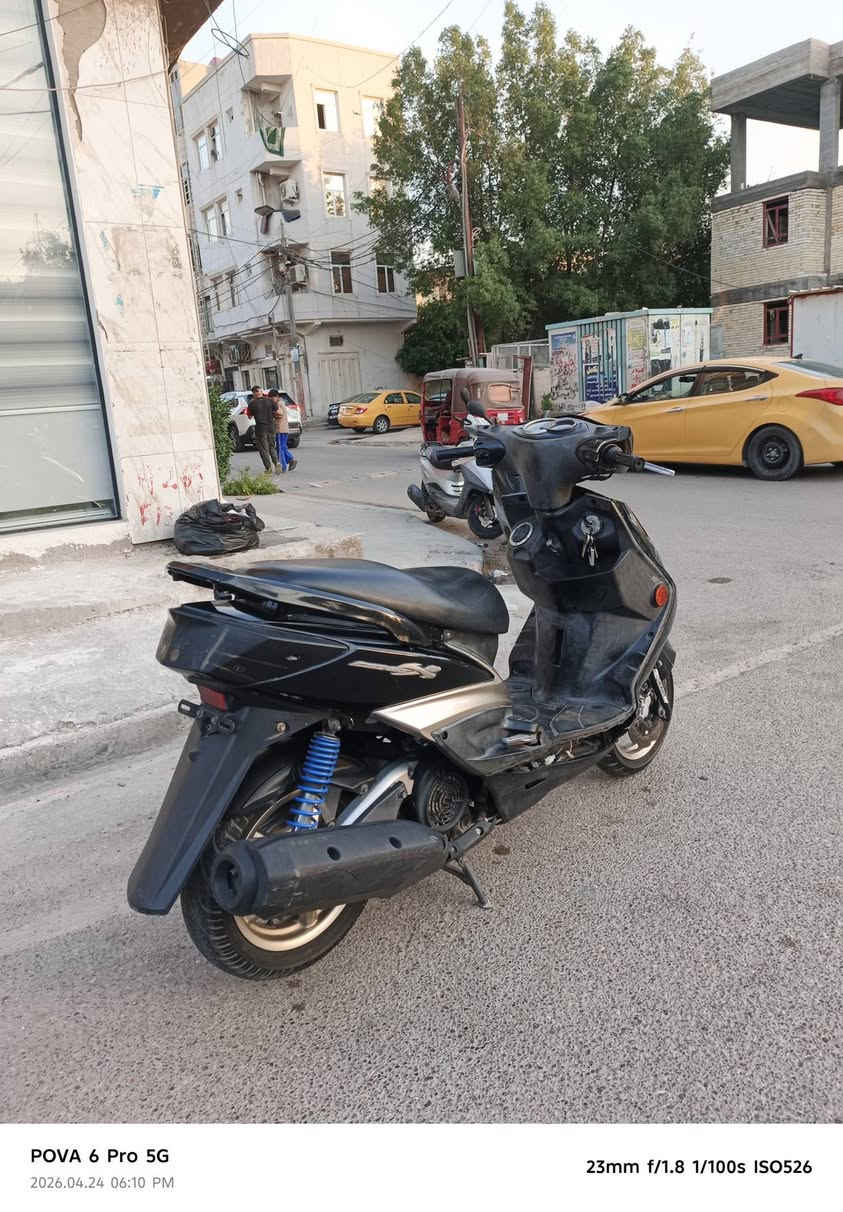 السلام عليكم سكنس فحل كولد طلاعات نوزل خطين مكفوله كفاله عامه مكينه ما مفتوحه علا وضع البلاد بيه نقص بس فقط (التريشه وحلقه مال قبق بانزين) الباقي كفاله مكاني دولعي 800 قفل 
***********
