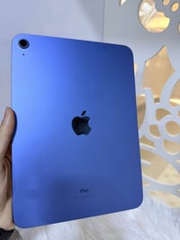 آيباد ١٠ • ٦٤ • أزرق