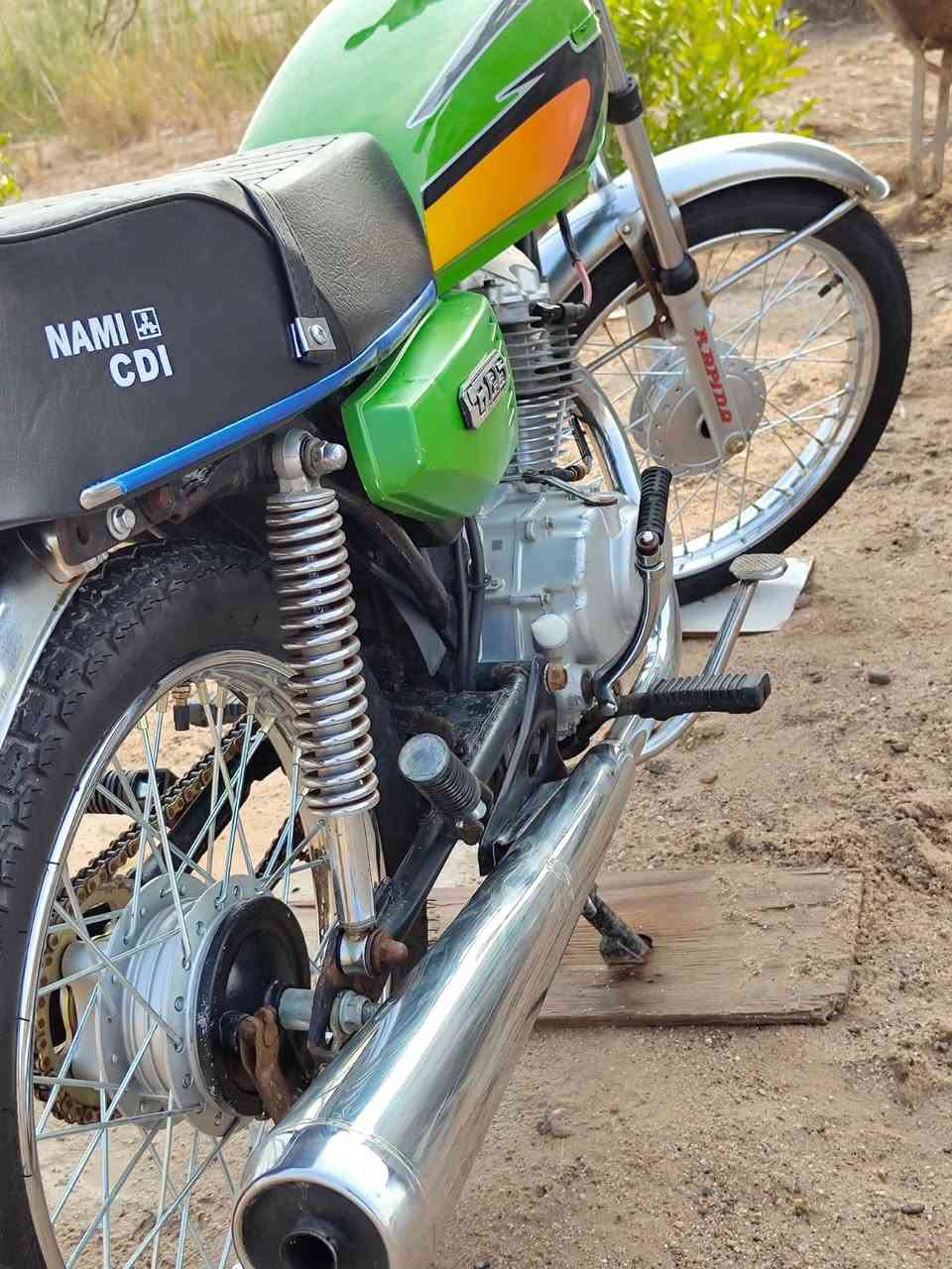 ‏سلام عليكم إخوان دراجة للبيع مكينة نعمة دراجة نظيفة كلش حلوة المكان البصرة أو الخصيب هذا رقمه وشراء بخدمتك السعر 450 وبيها مجال قليل ***********￼
