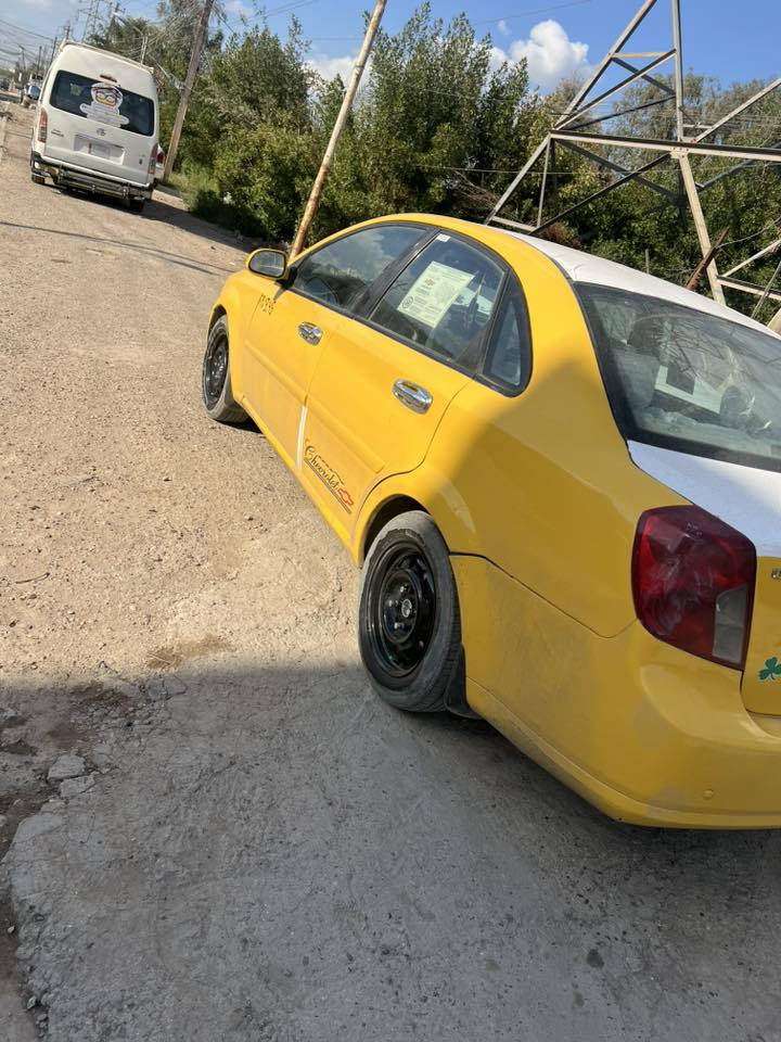 اوبترا 2011 الشركة العامة حادث بيه بس جاملغ خلفي ومصبوغه عام لئن صبغه القديم تكشر السياره مصفره هيئة وغرامات جاهزه كير مكينه تبريد كهربائيات كله شغاله تمام مماني بغد حي الجهاد 
*********** 
السعر 65 وبيه مجال قليل
