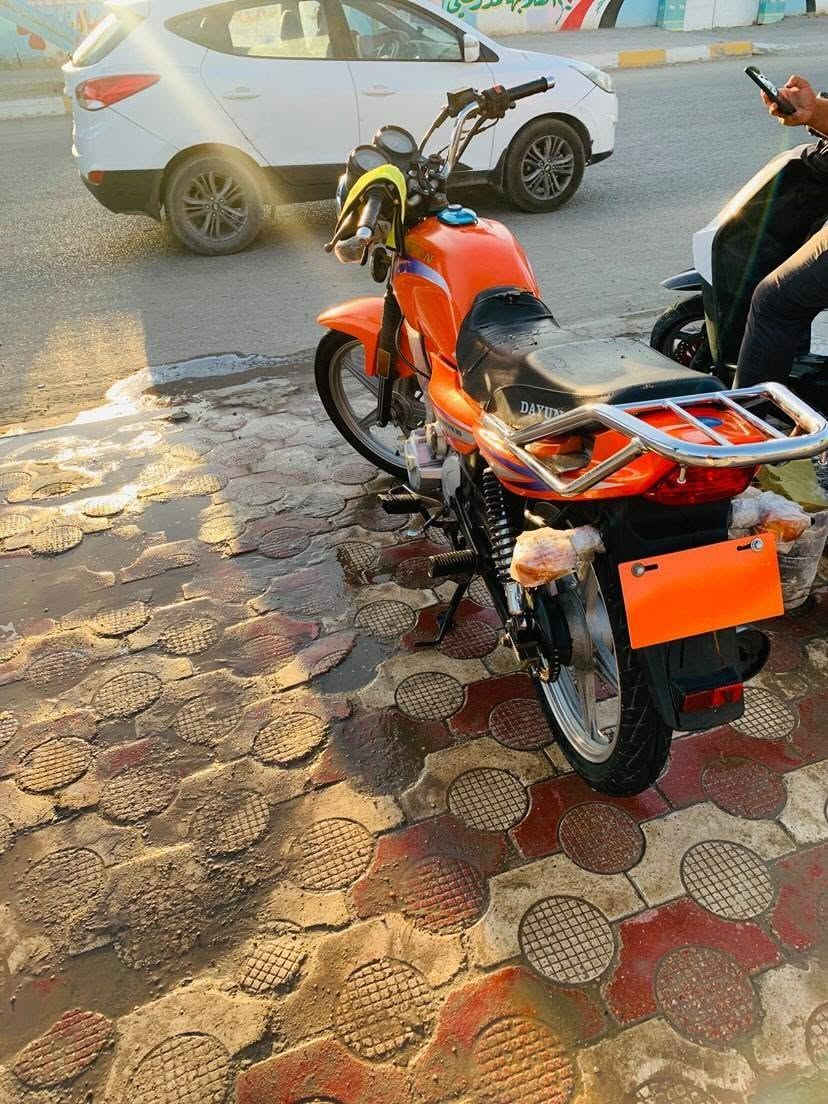 السلام عليكم دراجه للبيع النوع دايوان عظم اوراق سكنر موديل 22 السعر 700 وبيها مجال ***********
