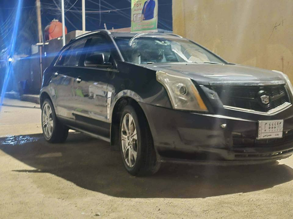 سلام عليكم                                                                  مراوس.                                                                             فقط                                                                                كدلاك موديل 2012 وارد خليجي الون اسود نفطي رقم بغداد  مكينه جديده 3600   مصوفات فول  /تخم  تاير جديد تحم ستيرن  كشن كرهبا بصمه 3/كامرات حساسات.    واتساب ***********
