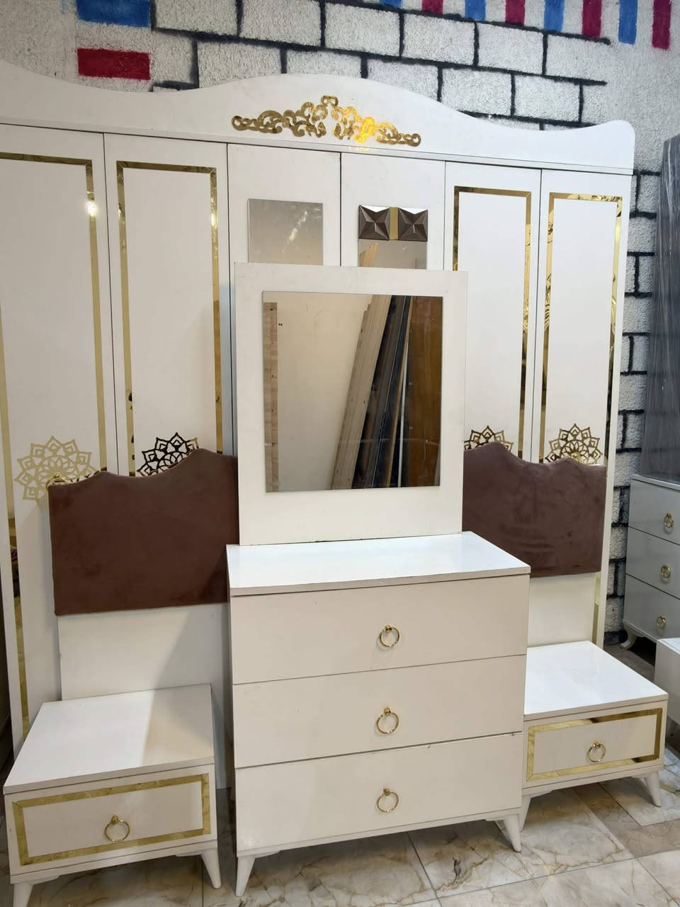 غرفة تركيه 5 قطع
+طابورية هدية 🥳
نضام بيبان
نضافة ٩٠%
سعر 600 وبيها مجال 
شد ونقل مجاني


**إذا كنت صاحب هذا الإعلان وتريد حذفه لأي سبب، رجاءا أرسل رسالة إلى الدعم الفني**