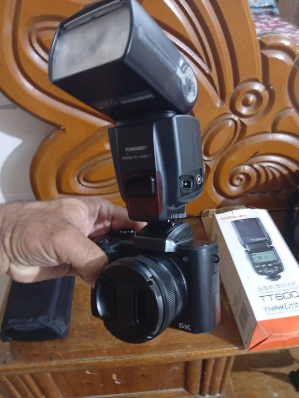 كامرة دجتال شاشة لمس تصور مامرتين امامي وخلفي مع كل ملحقاتها سعرها ١٥٠ الف يوجد تويل


**إذا كنت صاحب هذا الإعلان وتريد حذفه لأي سبب، رجاءا أرسل رسالة إلى الدعم الفني**