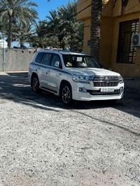 لاندكروز ٢٠٢٠ • مكينة V6 • رقم اربيل