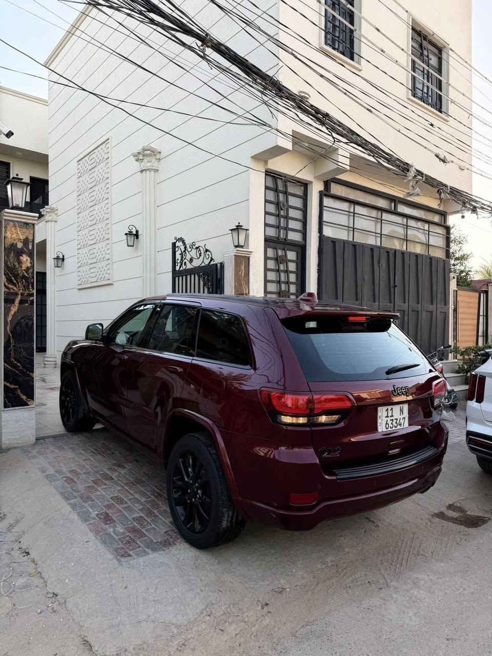 سلام عليكم
جيب بلاك توب 2018 للبيع سعر 215 
اقل فول شويه 
مكان سياره كربلاء 
ماشيه 110mi
رقم بغداد نكليزي 
سياره بيها 3 قطع بدون ايرباك 
ستفسار ***********
