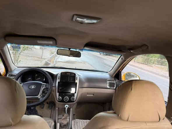 السلام عليكم سيراتو 2008 كير عادي مكينه 2000 دوش السعر ٦٨ و بيه مجال قليل مكاني بغداد الشعله ***********
